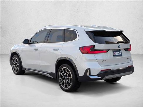 Used 2023 BMW X1 xDrive28i w/ Premium Package AWD/4WD image 5