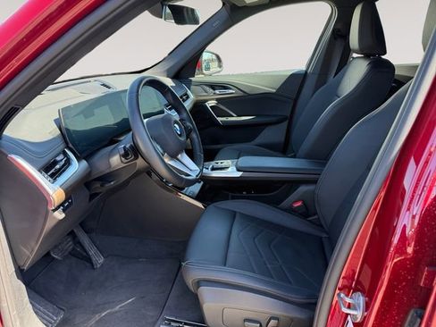 Certified 2026 BMW X1 xDrive28i w/ Technology Package image 9