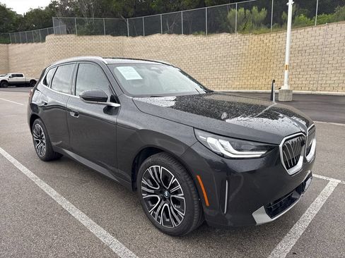 Certified 2025 BMW X3 xDrive30i w/ Premium Package AWD/4WD image 5