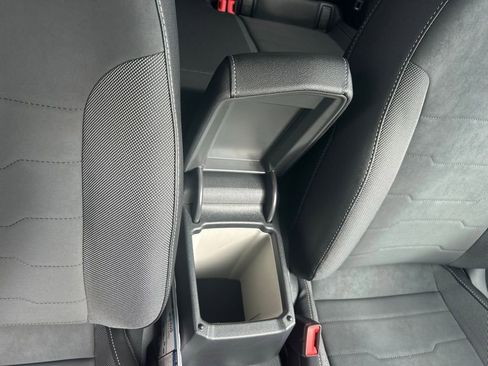 New 2026 Volkswagen Taos SE FWD image 35