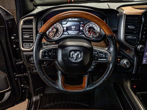 Used 2019 RAM 1500 Limited image 14