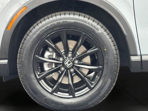 Used 2025 Honda CR-V Sport image 11