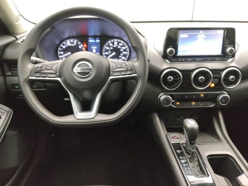 Used 2021 Nissan Sentra S FWD image 22