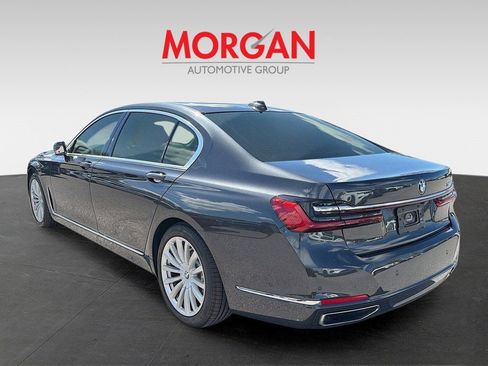 Used 2020 BMW 740i image 6