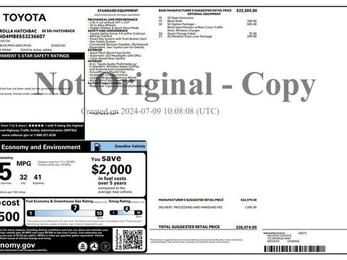 Used 2025 Toyota Corolla SE w/ SE Package FWD image 3