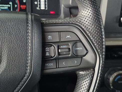 Used 2026 Toyota Tacoma SR5 RWD image 17