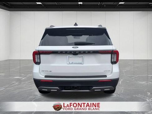 Certified 2025 Ford Explorer Active w/ Active Comfort Package AWD/4WD image 4