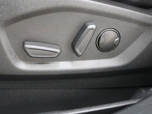 Used 2023 Ford Edge SEL w/ Convenience Package image 12