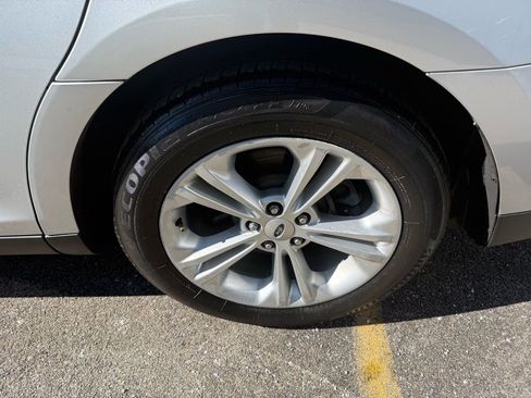 Used 2016 Ford Taurus SEL w/ Equipment Group 201A image 37