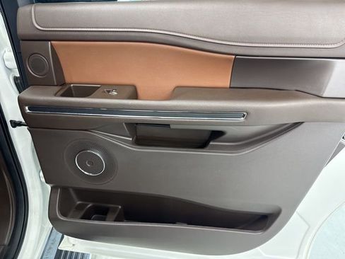 Used 2023 Ford Expedition Max King Ranch image 35
