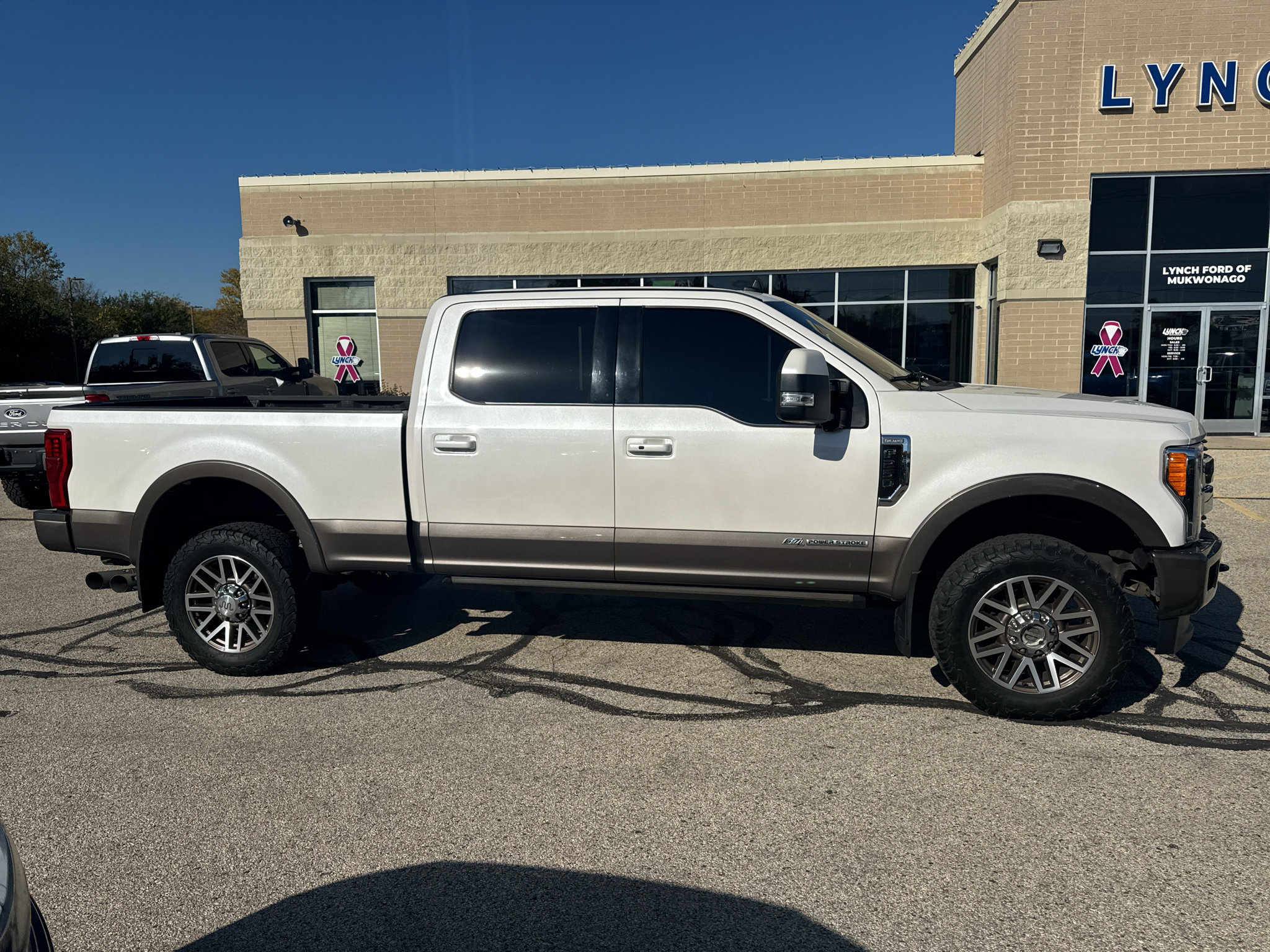 Used 2019 Ford F250 King Ranch w/ King Ranch Ultimate Package AWD/4WD image 4