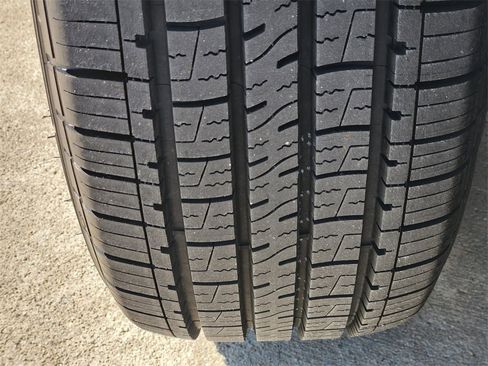 Used 2020 Lexus RX 350L Luxury image 11