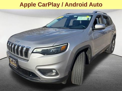 Used 2019 Jeep Cherokee Latitude Plus w/ Cold Weather Group image 5