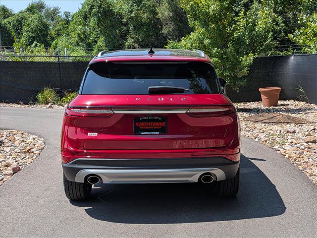 Used 2021 Lincoln Corsair AWD w/ Premium Package image 4