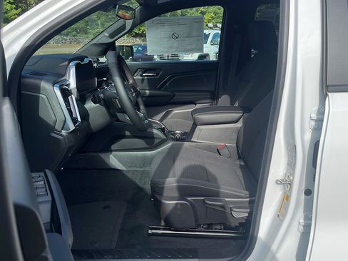 New 2026 GMC Canyon Elevation AWD/4WD image 11