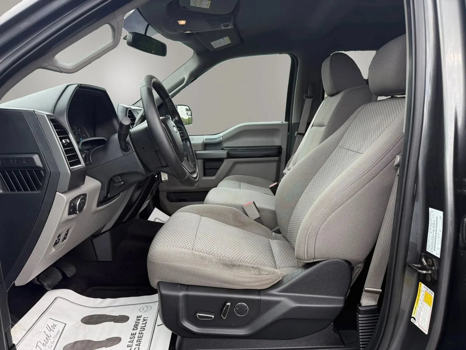 Used 2017 Ford F150 XLT w/ Equipment Group 302A Luxury RWD image 6