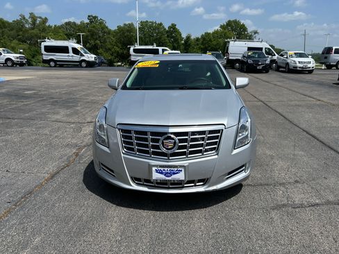 Used 2013 Cadillac XTS Premium AWD/4WD image 10