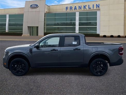 New 2025 Ford Maverick XLT w/ XLT Luxury Package image 4