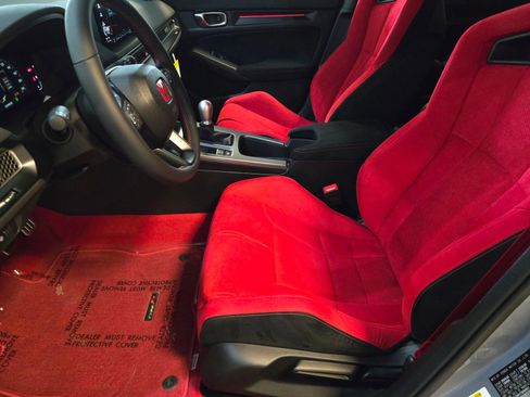 New 2026 Honda Civic Type R image 25