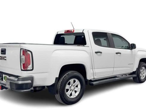 Used 2019 GMC Canyon 2WD Crew Cab w/ Convenience Package image 2