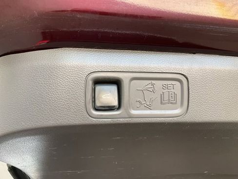 Used 2021 Ford Expedition Limited AWD/4WD image 21