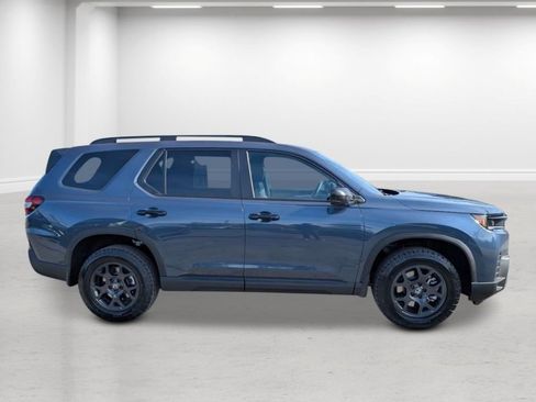 New 2026 Honda Pilot TrailSport image 6
