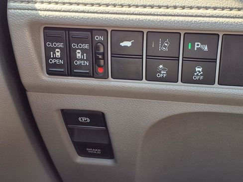 Used 2019 Honda Odyssey Touring image 31