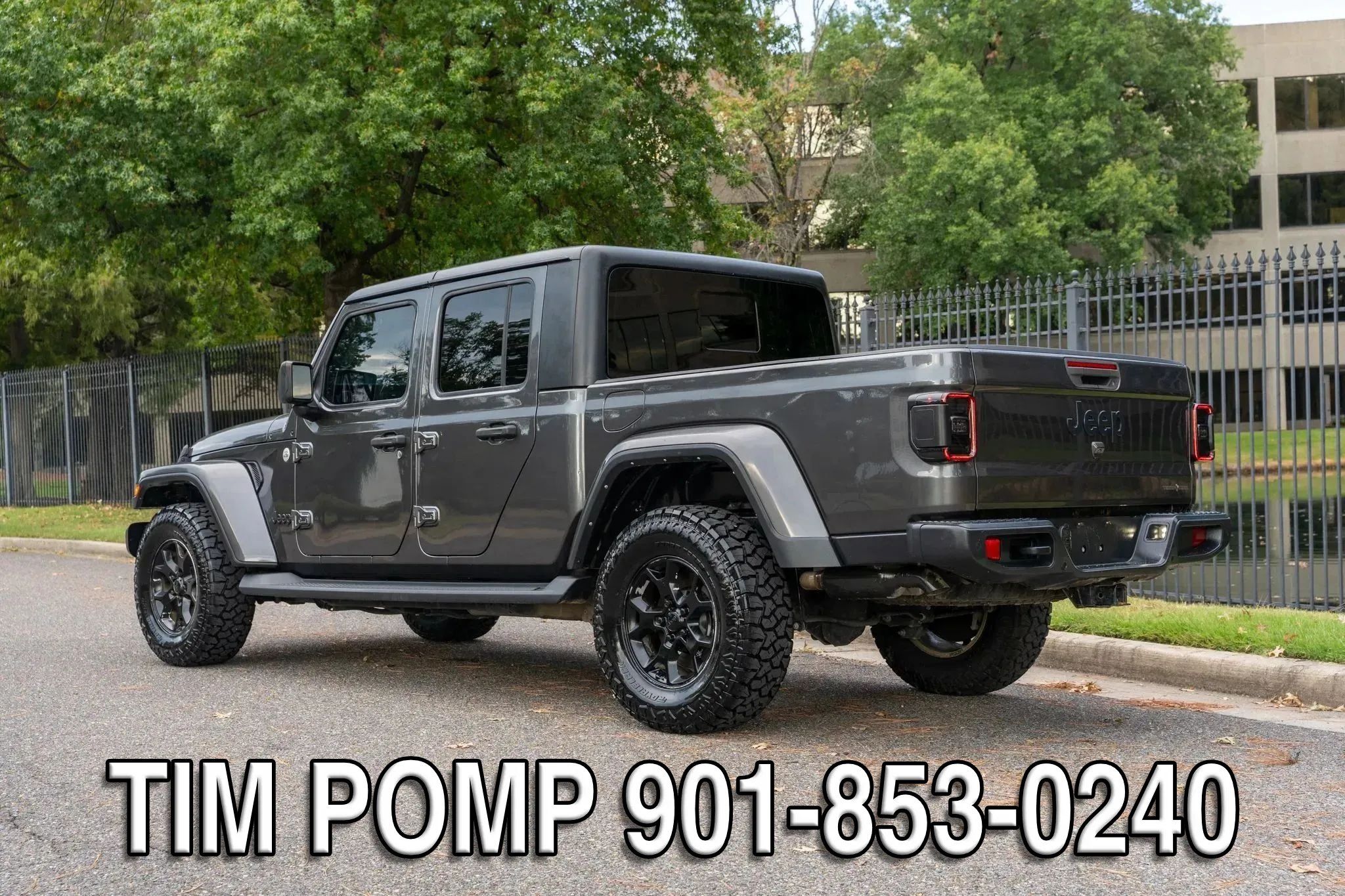 Used 2021 Jeep Gladiator Sport AWD/4WD image 8