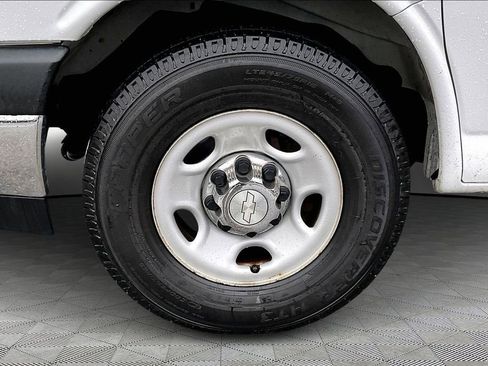 Used 2018 Chevrolet Express 3500 LT w/ LT Preferred Equipment Group image 20