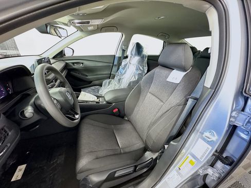 Used 2025 Honda Accord LX image 7