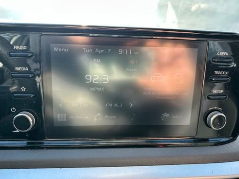 Used 2021 Kia K5 LXS image 13