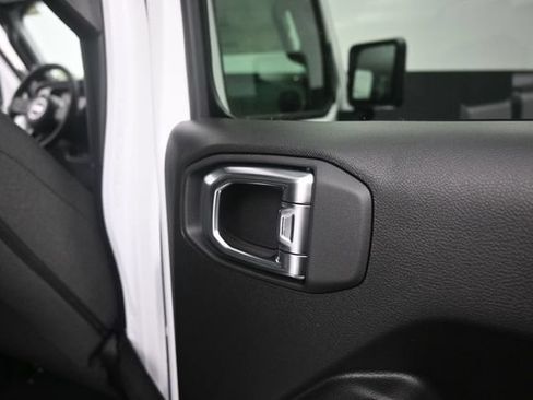 New 2026 Jeep Gladiator Sport AWD/4WD image 36