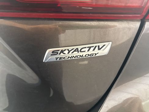 Used 2016 MAZDA MAZDA3 i Sport w/ Preferred Equipment Package image 15