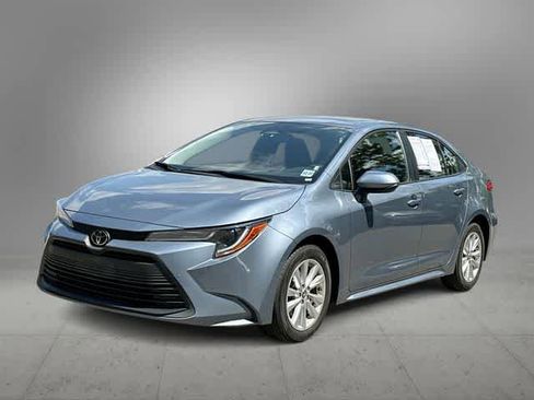 Used 2023 Toyota Corolla LE w/ LE Premium Package FWD image 1