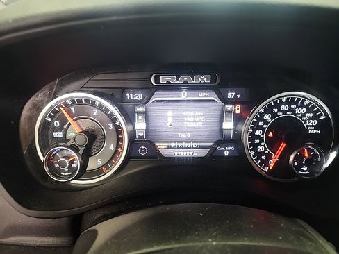 Used 2022 RAM 2500 Big Horn w/ Level B Equipment Group AWD/4WD image 7