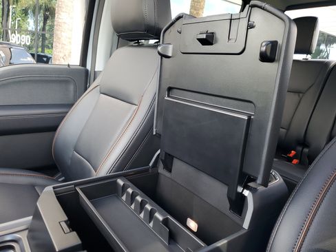 New 2026 Ford F250 Lariat w/ Black Appearance Package image 21