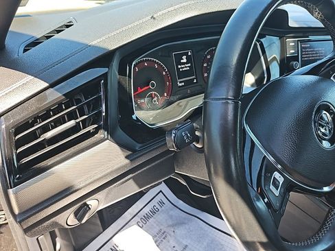 Used 2019 Volkswagen Jetta R-Line image 12