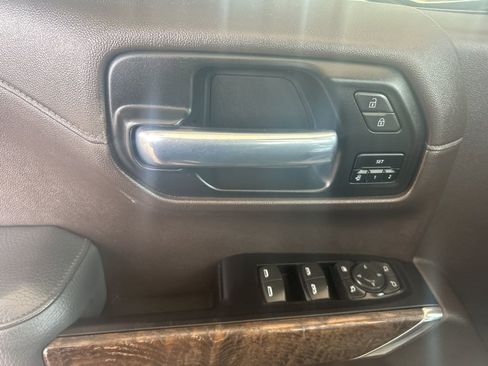 Used 2020 GMC Sierra 1500 Denali w/ Denali Premium Package image 9