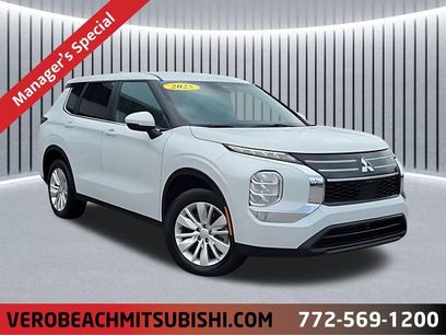 Used 2025 Mitsubishi Outlander ES
