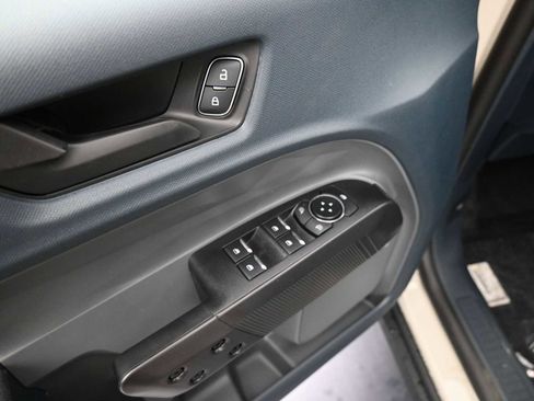 New 2025 Ford Maverick XL w/ Equipment Group 102A image 21