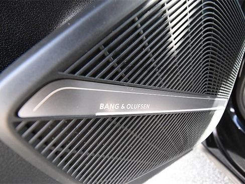 Used 2024 Audi SQ5 Premium Plus image 15