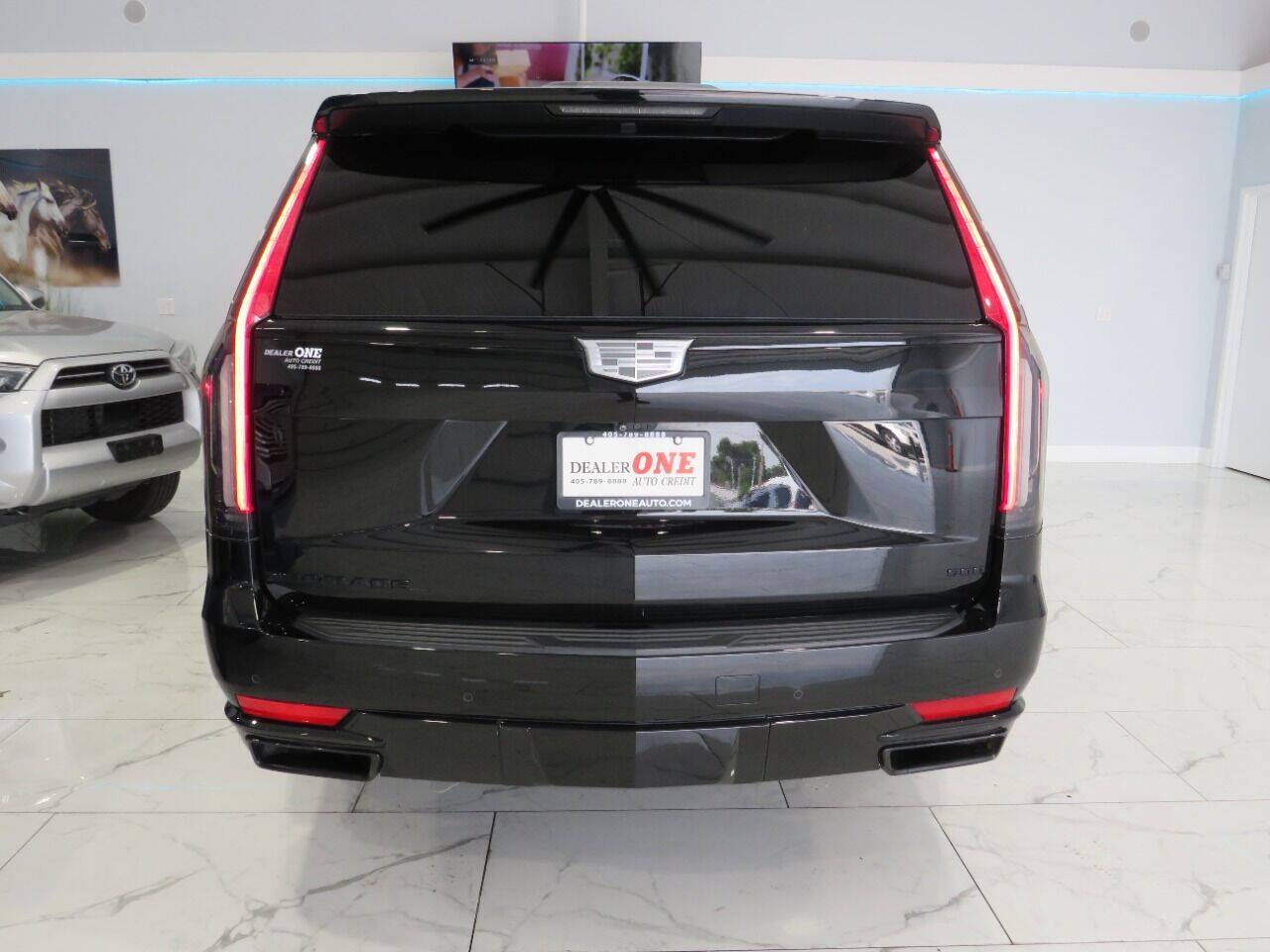 Used 2021 Cadillac Escalade Sport Platinum w/ Heavy-Duty Trailer Package AWD/4WD image 5