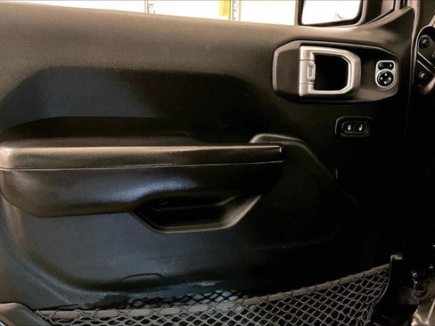 Used 2020 Jeep Gladiator Sport w/ Quick Order Package 24S image 22