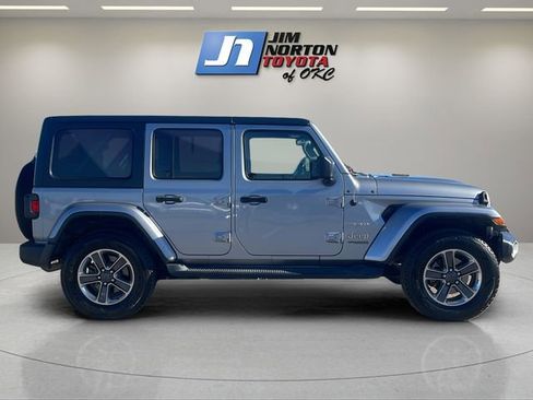 Used 2020 Jeep Wrangler Unlimited Sahara image 4