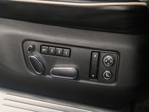 Used 2009 Bentley Flying Spur Flying Spur Speed w/ Convenience Specification Pkg image 26