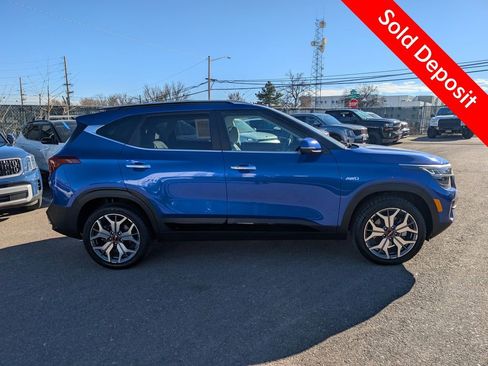 Certified 2022 Kia Seltos SX image 4