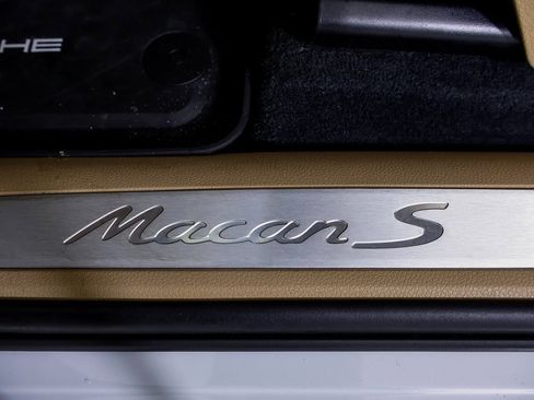 Used 2026 Porsche Macan S image 19