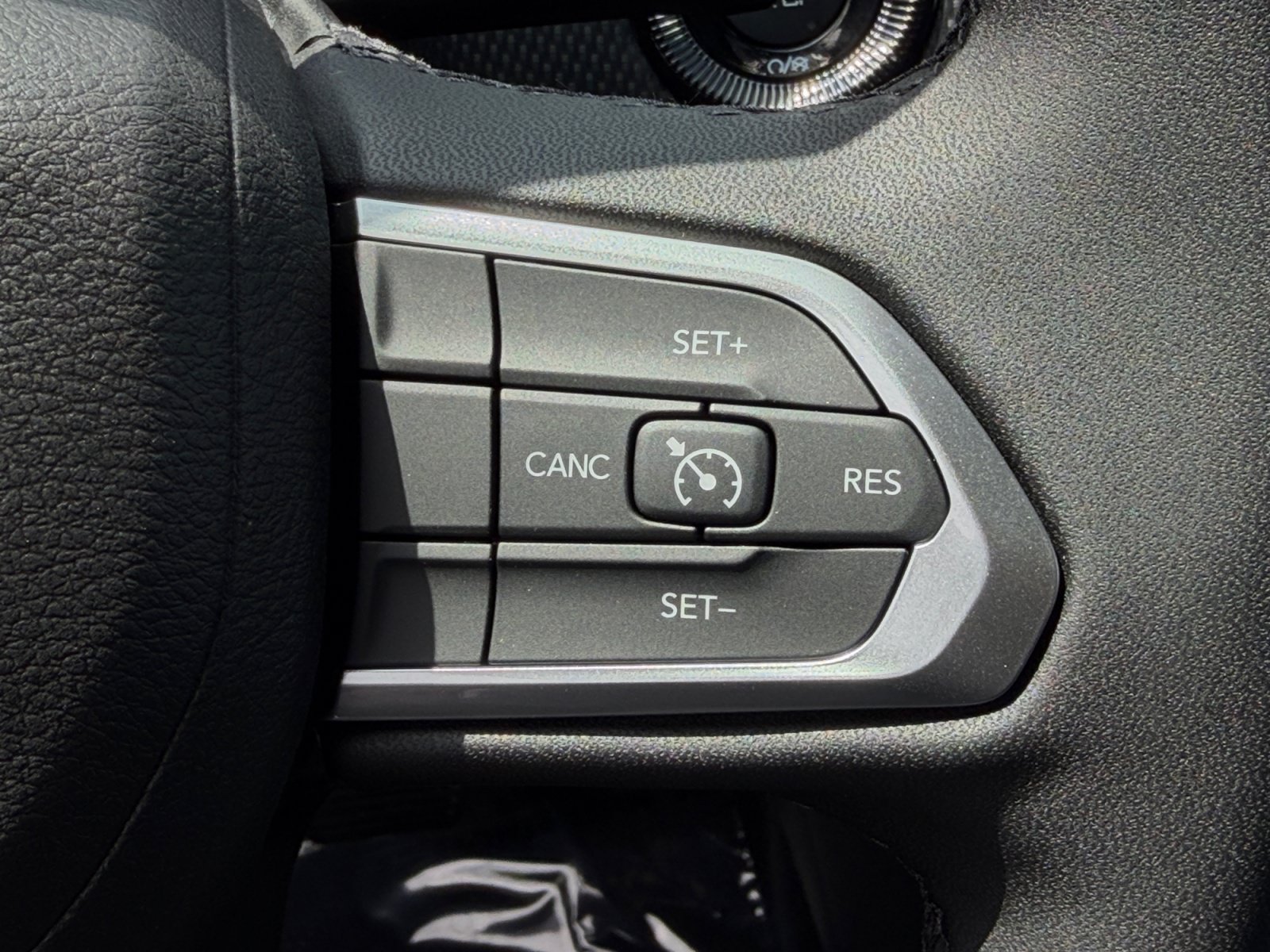 New 2026 Jeep Compass Latitude AWD/4WD image 28
