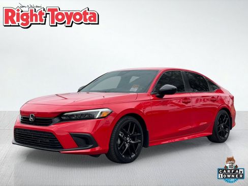 Used 2023 Honda Civic Sport image 1