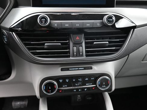 New 2026 Ford Escape Active w/ Cold Weather Package image 15